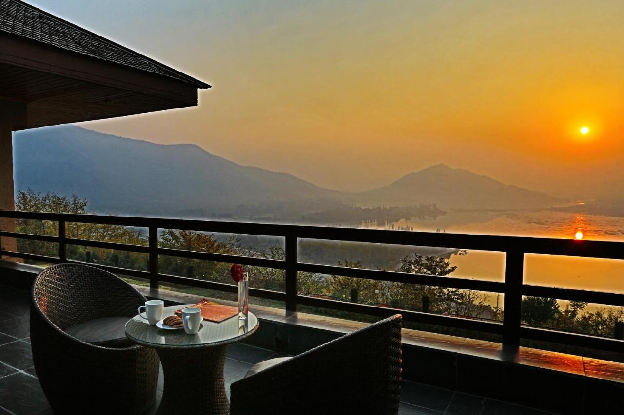 Taj Dal View Srinagar Ξενοδοχείο Εξωτερικό φωτογραφία